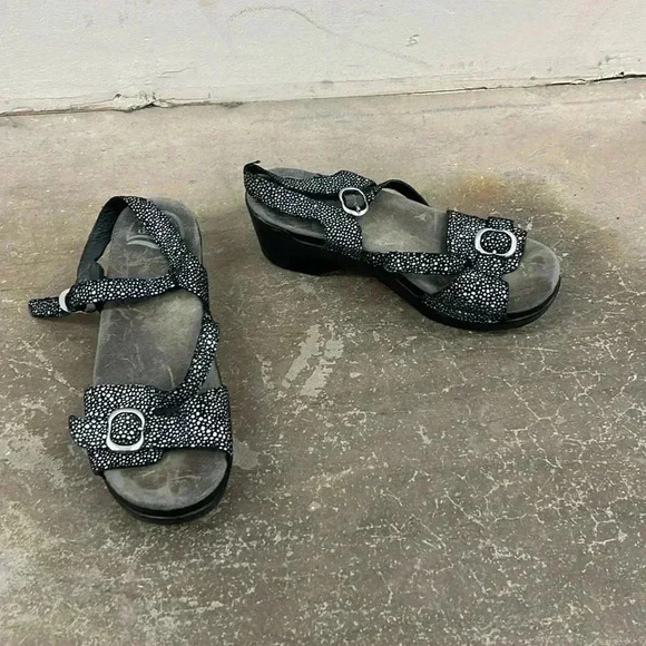 Dansko  clogs sandals - Picture 1 of 6